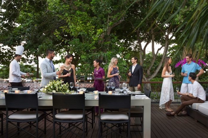 meet-earn-repeat-kv-1800-x-1200px